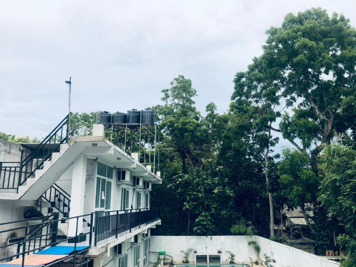 Thisara Pool Resort Kataragama & Yala-Kabiliththa Safari Exterior foto